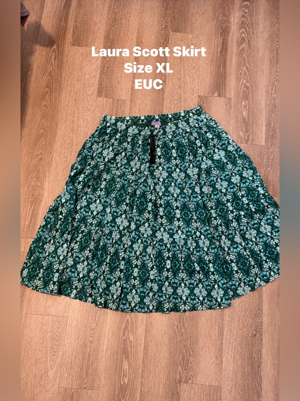 Women’s Laura Scott Green Skirt Size XL